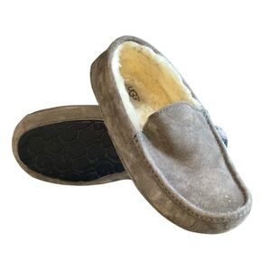 UGG Australia - Size 6 1/2 - Dark Tan Loafers - Slip-Ons - Suede Leather